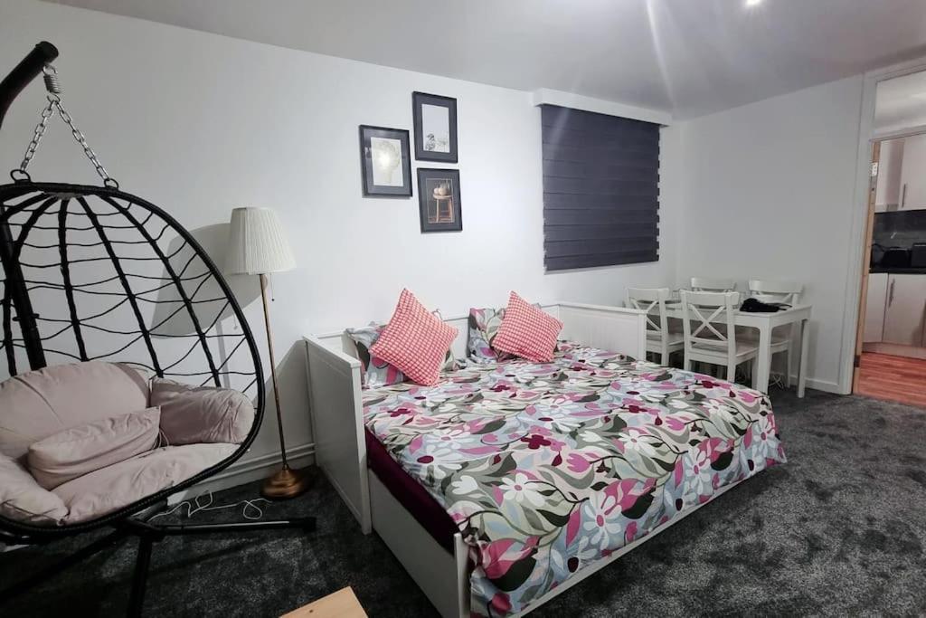شقة 1 Bed Flat With Free Parking In E13 لندن المظهر الخارجي الصورة